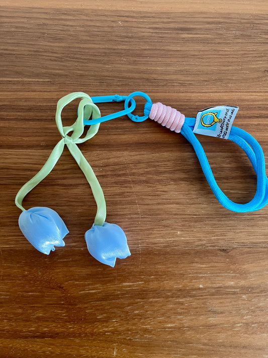 Porte clef tulipe bleue