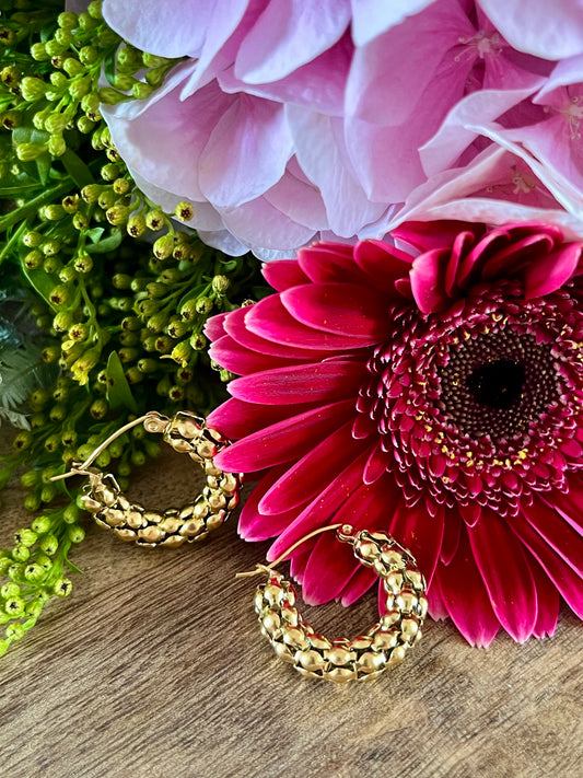 Boucles d’oreilles dorées écailles