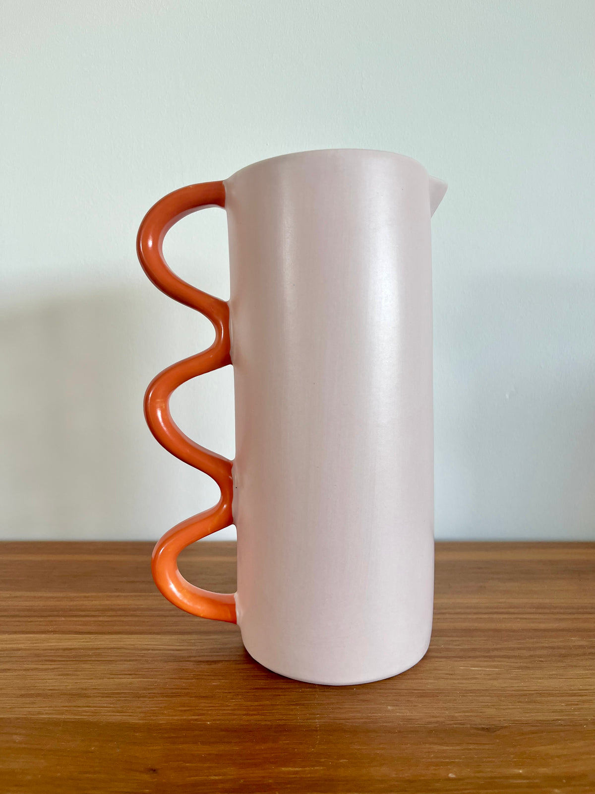 Carafe en céramique rose poudré & orange