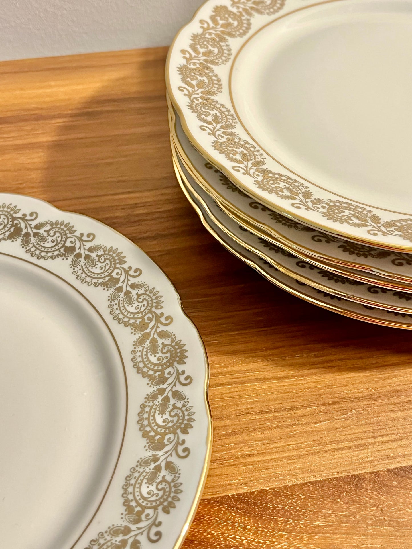 Lot de 6 assiettes à dessert vintage en porcelaine – F.D. Chauvigny France