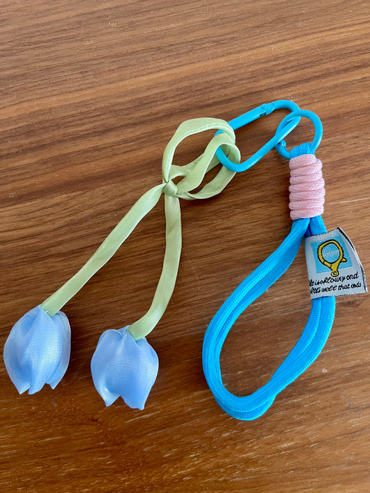 Porte clef tulipe bleue