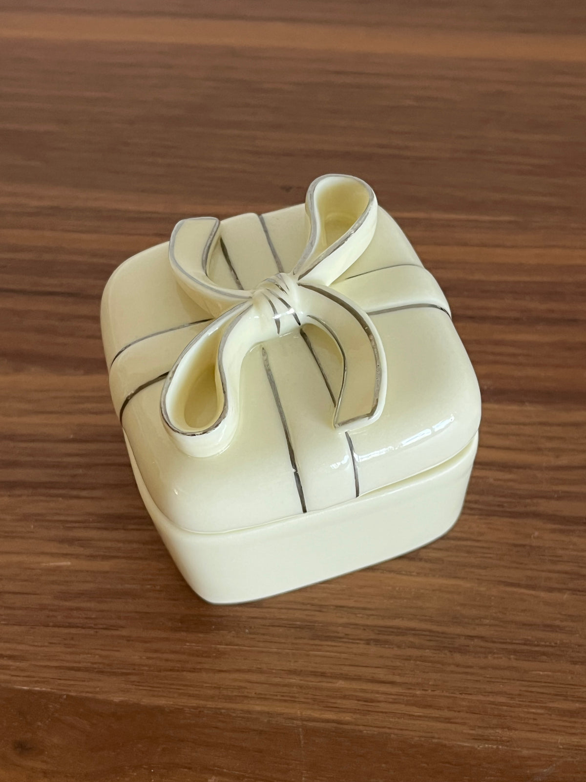 Petite boîte à bijoux vintage