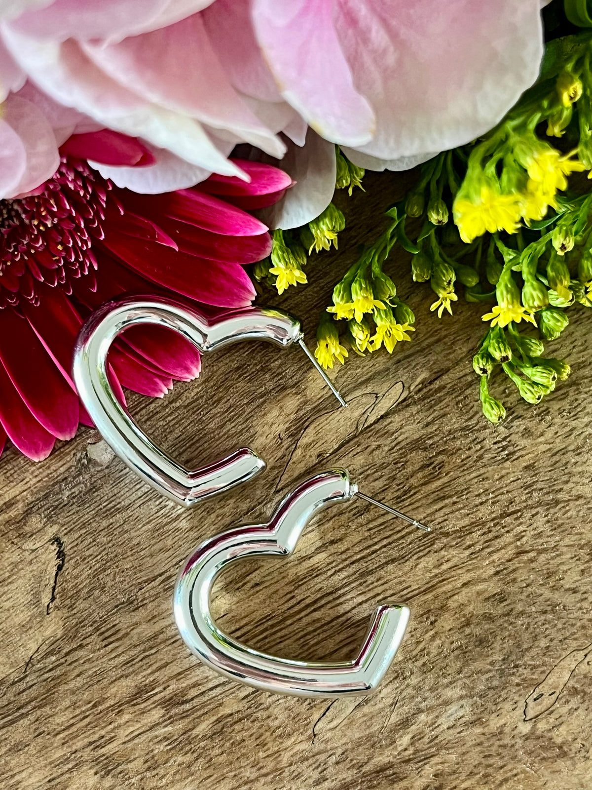 Boucles d’oreilles cœur argentées