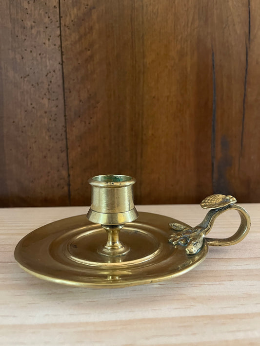 Bougeoir vintage en laiton – Élégance intemporelle