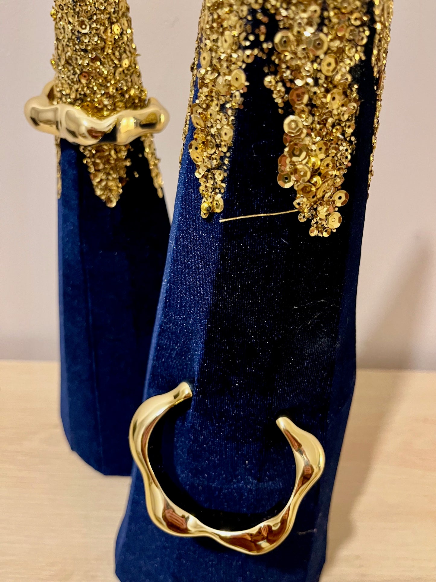 Bracelet jonc bosselé doré