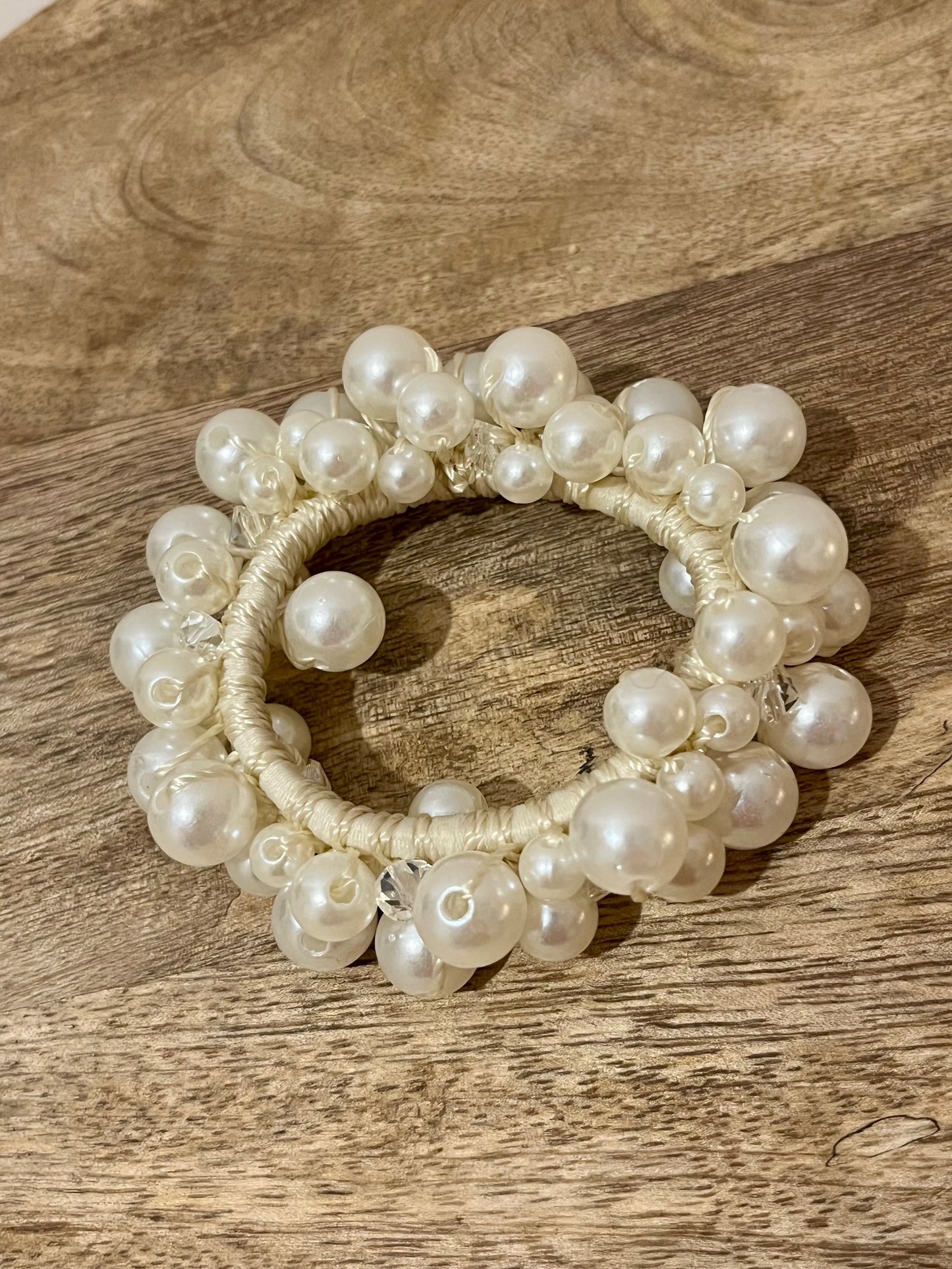 Chouchou grosses perles blanches