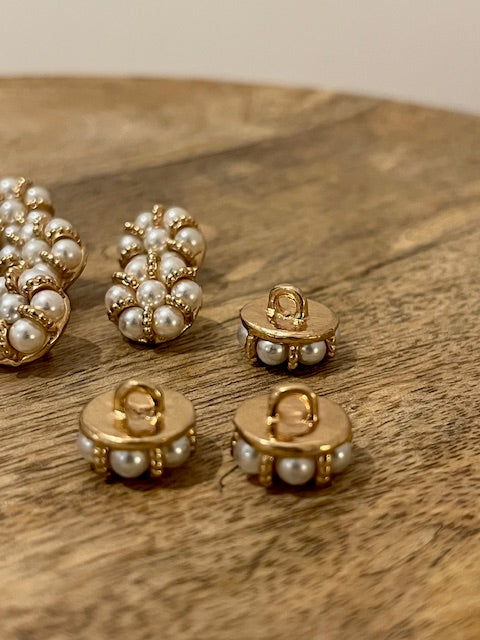 Boutons à coudre nacrés