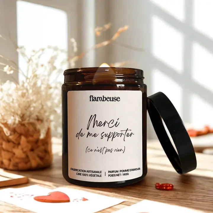 Bougie parfumée Senteur Pomme d'amour - Merci